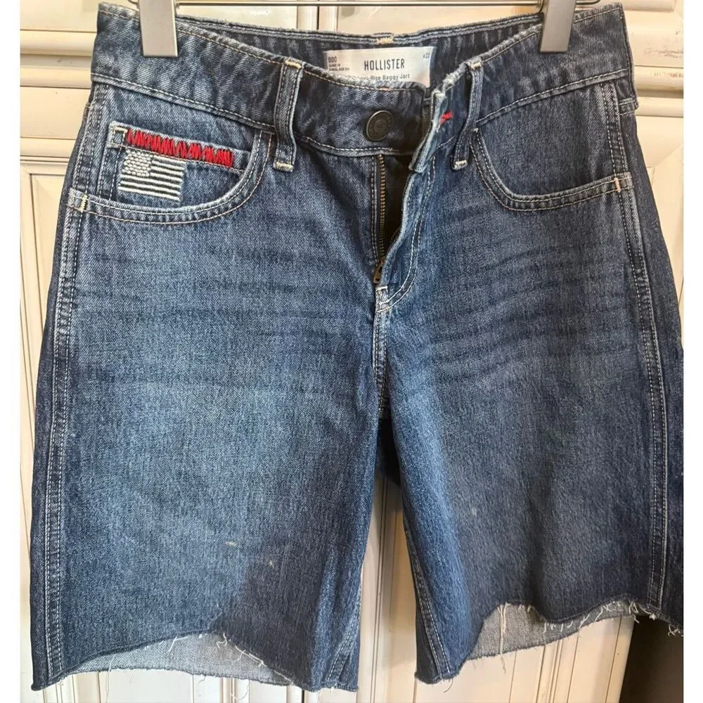 HOLLISTER Women's Low Rise Baggy Jort Raw Hem Denim Shorts Blue Size 000/W23